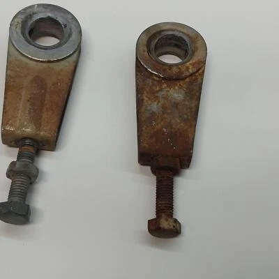 Kawasaki F8 1971 basculante tensor de cadena soportes de ajuste  Foto 1 de 2