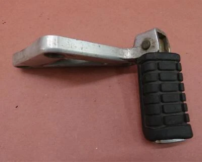 Honda Shadow VT700C 700 VT700 1984-1987 trasero izquierdo pasajero reposapiés clavija Foto 1 de 4