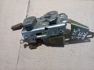 BMW E28 REAR RIGHT DOOR LOCK 1959604 / 1823487 - Picture 1 of 5