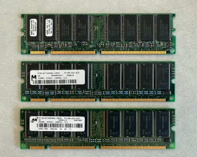 Lot of 3× 168-pin SDRAM PC100 DIMMs — 256MB + 128MB + 64MB (448MB total) - Image 1 of 2