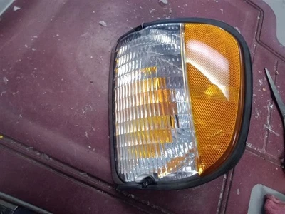Driver Corner/Park Light Park Lamp-turn Signal Fits 92-00 FORD E150 VAN 344264 - Image 1 of 3
