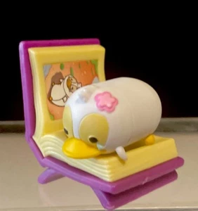 Disney Tsum Tsum Series 10 Mystery Pack Vinyl MED Figure & Stand Ugly Duckling - Picture 1 of 6