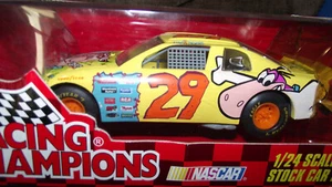 Racing Champions-NASCAR-1:24-Cartoon Network-1996-Steve Grissom-Flintstones - Picture 1 of 2