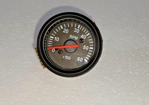 2 1/16" 52mm Electronic Tachometer vdo type 33395 Cockpit International 6000 - Picture 1 of 4
