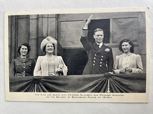 May 1945 - VE-Day Postcard Of The King, Queen & Princesses Elizabeth & Margaret - Picture 1 of 2