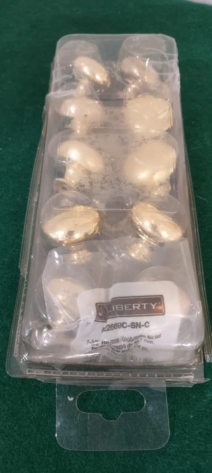 Liberty 1-3/8-35,1 mm, botão Harmon/níquel acetinado, 10 botões com parafusos. - Imagem 1 de 4