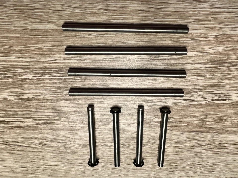 Juego de pasadores pivotantes de brazo de suspensión delantera Team Losi LST2 de colección LOSB4101 - Usado Foto 1 de 1