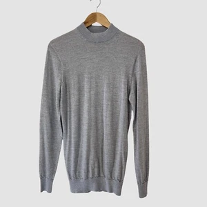 Suéter Pullover Son of a Tailor Gris Lana Merino Ligero Cuello Alto S ($175) - Imagen 1 de 6