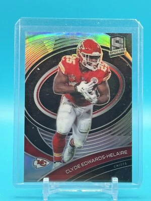 2021 Panini Spectra /149 Clyde Edwards-Helaire #50 Kansas City Chiefs - Image 1 of 3