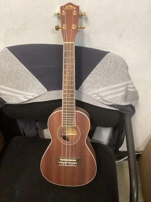 Lanikai LU22CGC Standard Ukulele Hawaii Brown Mahogany 4 String - Image 1 of 4