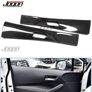 Moldura de panel de manija de puerta delantera interior de carbono seco para Toyota GR Corolla Morizo 2023+ - Imagen 1 de 10