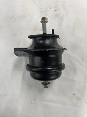 Par de soportes de motor delanteros TRQ para Infiniti FX35 G35 2003-2008 Nissan 350Z Foto 1 de 4