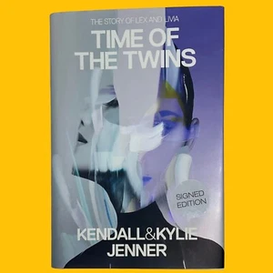 Kendall & Kylie Jenner Signed Book AUTO JSA Sticker COA Kardashian TV Show - Picture 1 of 2