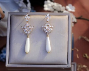 Ohrringe Stecker Golden Blumen- Cz Weiß Tropf Perlmutt Art Déco DZ2 - Bild 1 von 7