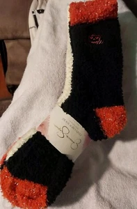 Jessica Simpson Cozy Crew Socks.  Shoe Size 4 - 10 Pack Of Four - Picture 1 of 11