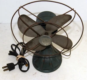 Vintage art deco Polar Cub Electric Desk Fan  AC Gilbert 10 inches tall works - Picture 1 of 1