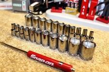 NEW Blue Point 1/4" Dr 22PC Socket Set 4 MM -14 MM  Set 3/16" - 9/16" & Snap On