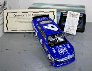 2011 David Ragan UPS Ned Jarrett HOF 1/24 Action NASCAR Diecast Duel handsigniert - Bild 1 von 3