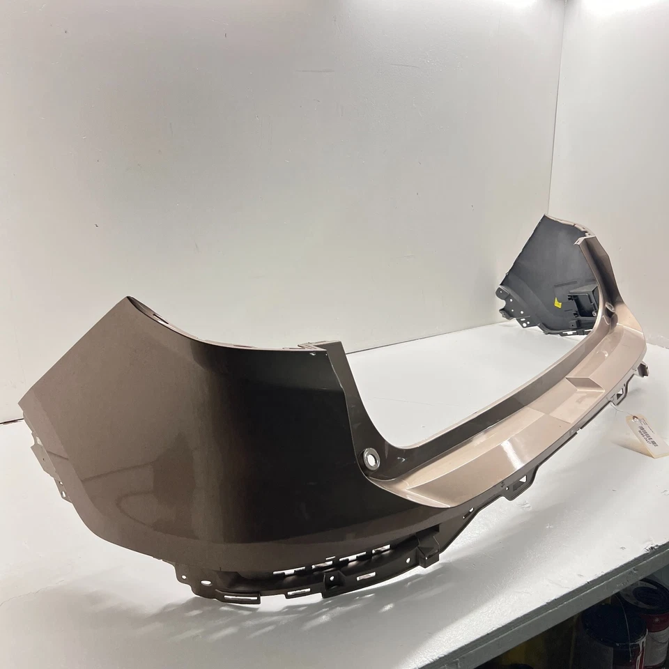 Parachoques trasero GMC TERRAIN 2018-2023 panel de cubierta superior OEM Foto 1 de 4