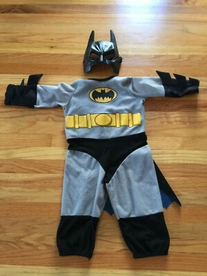 Disfraz de Rubíes Co Retro Batman Mono Capa Máscara Niño Pequeño Buen Estado Foto 1 de 4