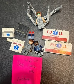 Lego 4857 minifigures and spare parts with patterns only