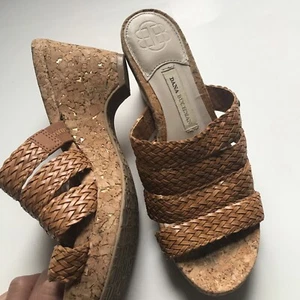 Dana Buchman tan cork wedges 7.5 DBBILLYBROWN Gold Flakes Shining Through - Picture 1 of 12