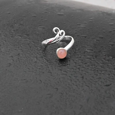 Anillo de mujer ajustable hecho a mano con piedras preciosas de cuarzo rosa de plata de ley 925 Foto 1 de 4