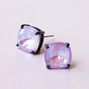 Origami Owl 2021 HALLOWEEN BLACK CLARA STUD EARRINGS W/ LAVENDER DELITE CRYSTAL - Picture 1 of 2