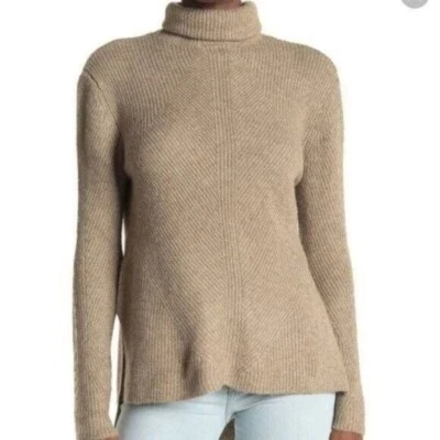 Suéter túnica cuello alto acanalado abstracto Sweet Romeo talla L Foto 1 de 4