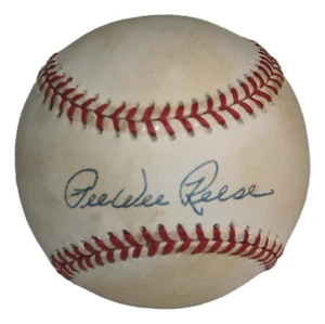 Pee Wee Reese Signed Official National League Baseball PSA/DNA Brooklyn Dodgers - Picture 1 of 3