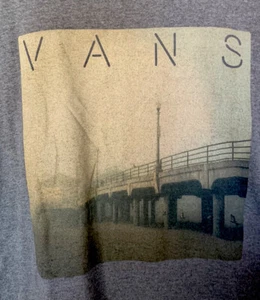 Camiseta gris para hombre VANS Surf At The Pier talla L - Imagen 1 de 4