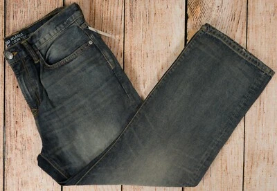  NWT Mens GAP Relaxed Jeans Denim Light Wash Indigo - 831911 - Image 1 of 4