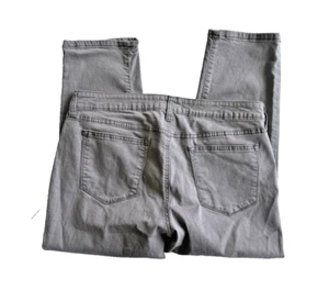Sonoma women's Stretch Grey Jean Capris sz 14 - Picture 1 of 4