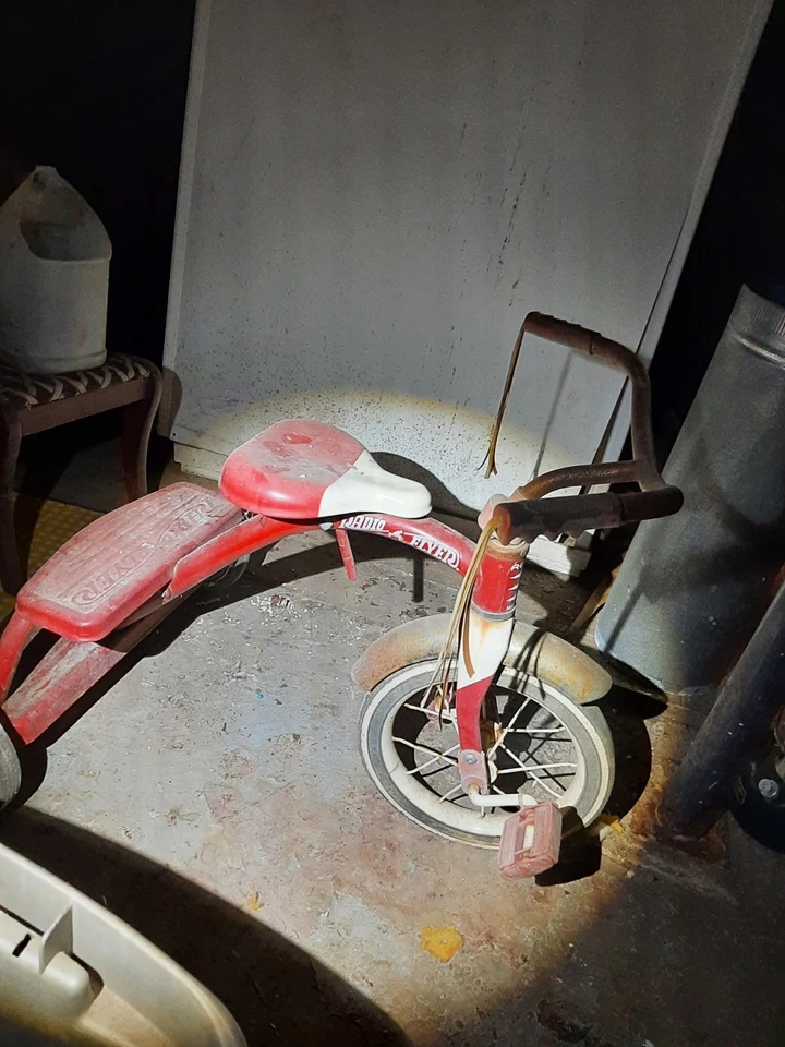 radio volante triciclo vintage Foto 1 de 4