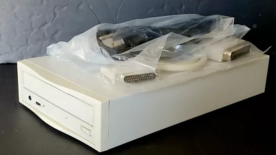 EXTERNAL SCSI CD BURNER 12X/4X/32X ROLAND RECORDER VS2480/1680/1880/1824/890/880 - Image 1 of 3