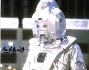 Doctor Who Autograph: MICHAEL KILGARRIFF (Attack of the Cybermen) Signed Photo - Picture 1 of 1