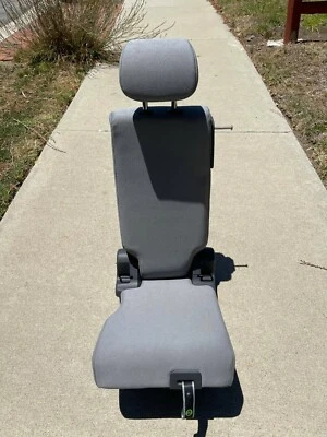 Toyota Sienna 2021-2024 Middle Seat  Second Row Light Gray Cloth-8 seater - Image 1 of 4