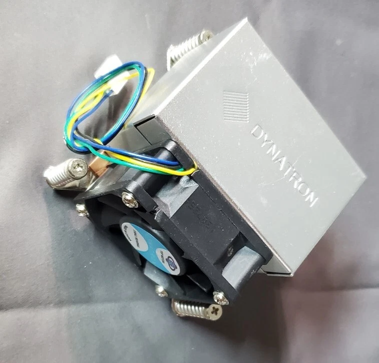 DYNATRON G650(RoHS) SVA Active HS 1366 XEON 5500 5675 Cpu Heatsink Cooler X58 - Image 1 of 1