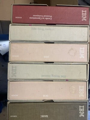 IBM BOOK LOT 6 Boxes 1 Basic 2 DOS Guid To Operations Writing Filling Assist. - Image 1 of 4