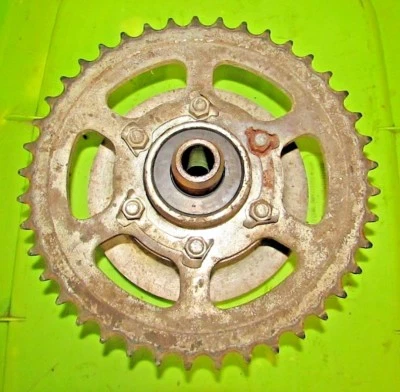 Rueda trasera Suzuki GS750 GS 750 1977-1979 41 dientes piñón de transmisión con 12.820 millas  Foto 1 de 2
