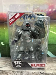 McFarlane Toys DC Direct Mr. Freeze - Batman Fighting The Frozen Page Puncher Neu - Bild 1 von 2