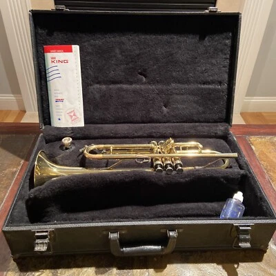 Trompeta KING 600 EE. UU. Años 80 con Boquilla + Estuche Ver Fotos Foto 1 de 4