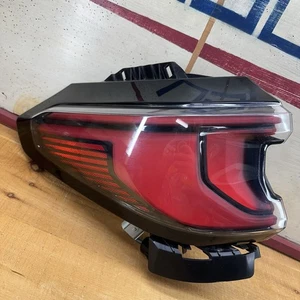OEM 2024-2025 GMC ACADIA DENALI Left Driver Side Tail Light - 26557066 - Foto 1 di 13