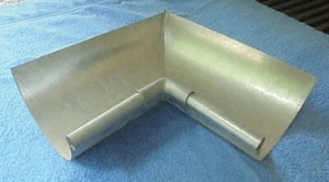 Vintage new old stock 6 inch half round galvanized gutter inside corner - Picture 1 of 5