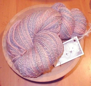 Motomo Gallery/handgesponnenes Merinogarn/FEENFLÜGEL/75 Yards - Bild 1 von 1