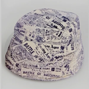 Ben Sherman Bucket Hat - Battle of Brighton Newspaper Print, 22” Circ - Bild 1 von 12
