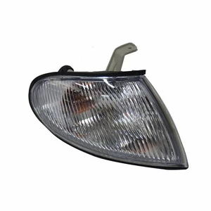 Right Front Bumper Corner Signal Running Light Lamp For Hyundai Accent 1998-1999 - Picture 1 of 7