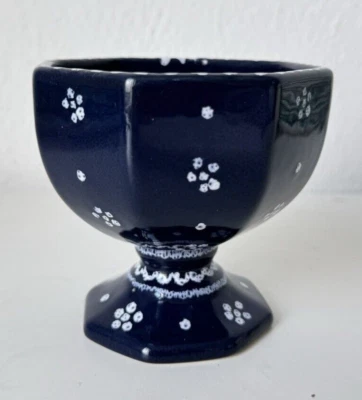 Gmundner Keramik Dirndl blau Eisbecher Müslibecher 10 cm GK1924 (2503DE3) 10/25 - Bild 1 von 4