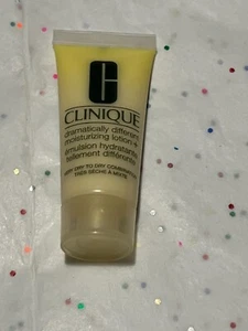 Clinique Dramatically Different Moisturizing Lotion 15ml / 0.5oz - Picture 1 of 4