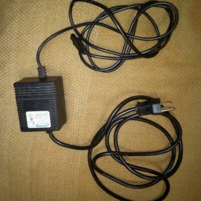 Hypercom OEM WLT-2408-1 Power Supply DC Output 27V 0.8A Credit Card - Image 1 of 3